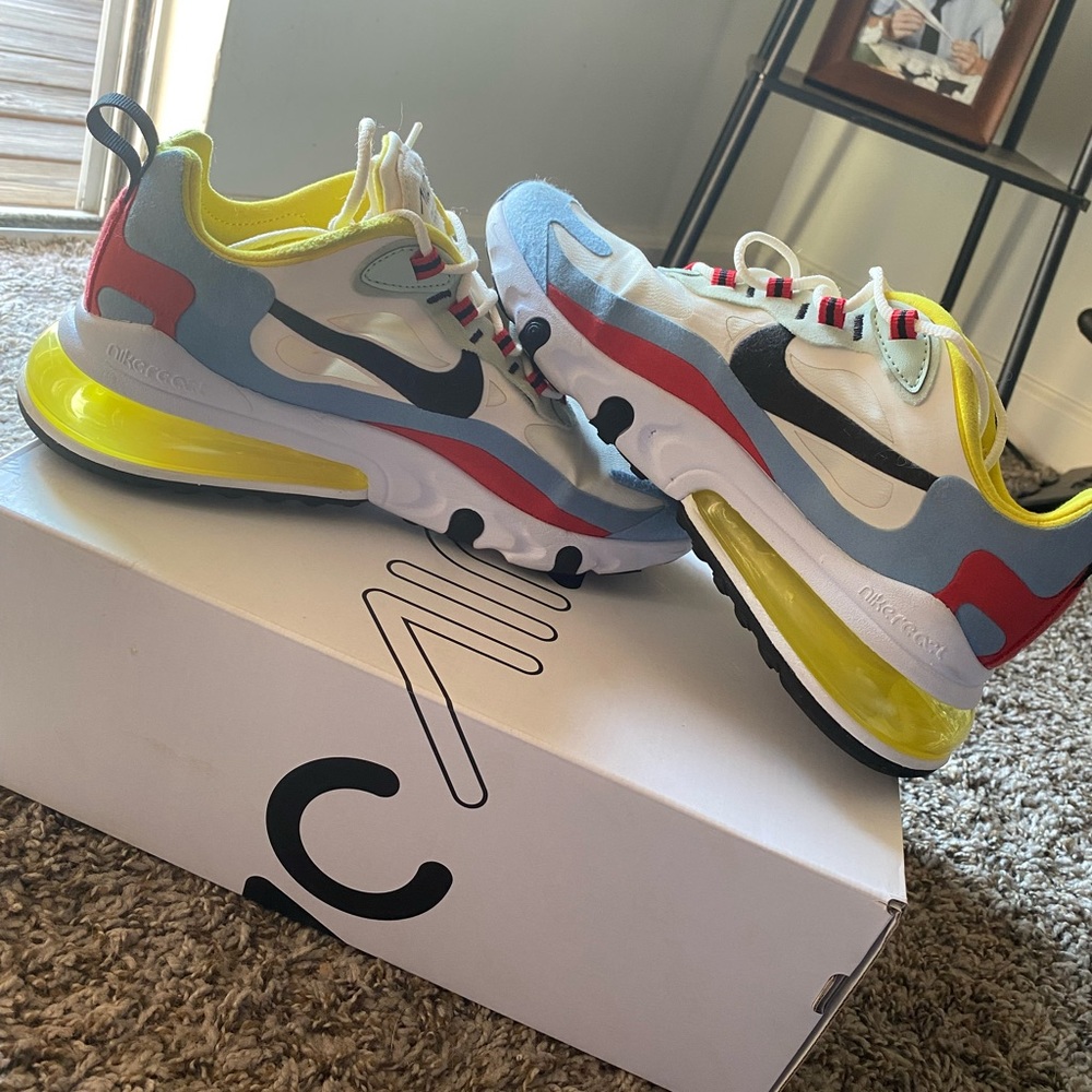 👟 NIKE REACT👟
